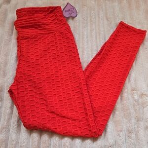 Red Textured Leggings